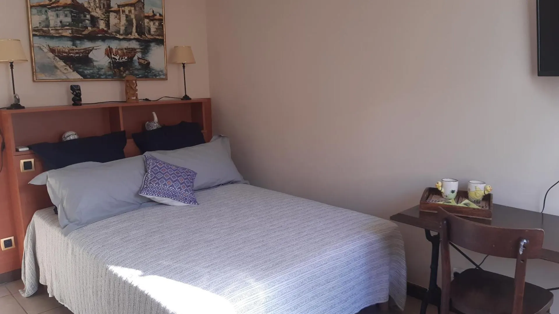 Homestay Agreable Chambre D'Hote A 50M De La Mer Cannes